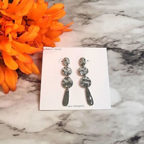 Hammered Circle Drop Earring Silver Color - Picture 8 of 8